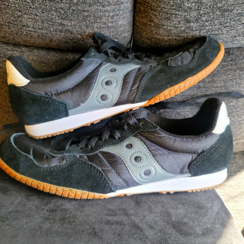 Mens Sz 9.5 Saucony Bullet